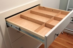 Adjustable drawer dividers